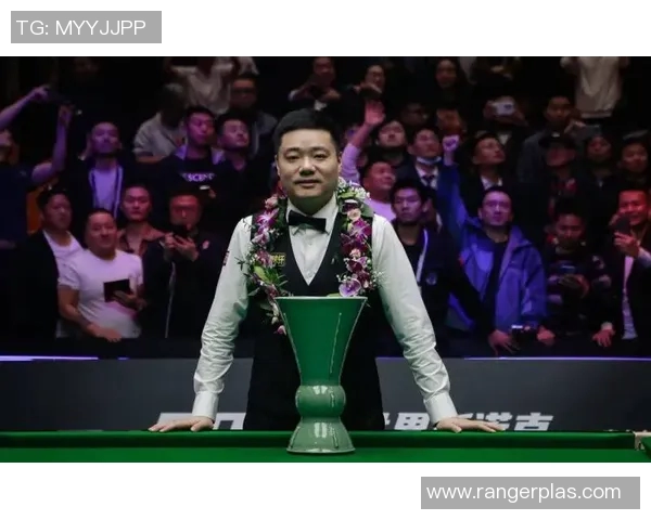 丁俊晖再创辉煌 世界斯诺克赛场上的中国领军人物