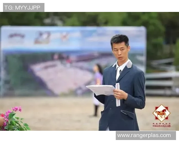 与周丽对话探索她的飞盘生涯与成长之路