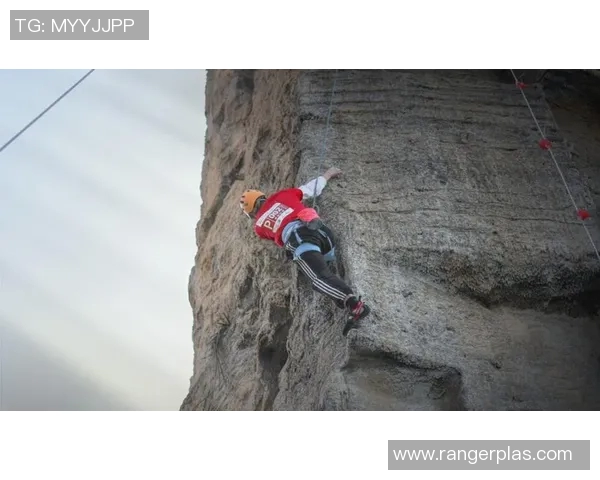 南京攀岩队在最新攀岩状态TOP10中表现突出引领全场