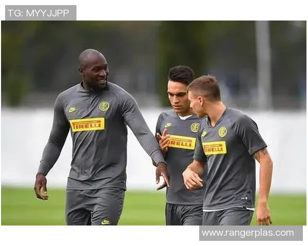 CSGO巨献:深入解析JDG战队的强大实力与战术魅力 CSGO巨献:深入解析JDG战队的强大实力与战术魅力